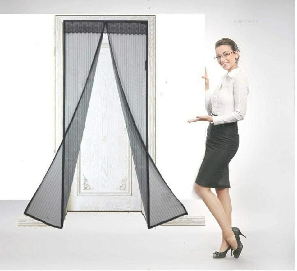 Magnetic Mesh Door Curtain – Anti-Mosquito Screen