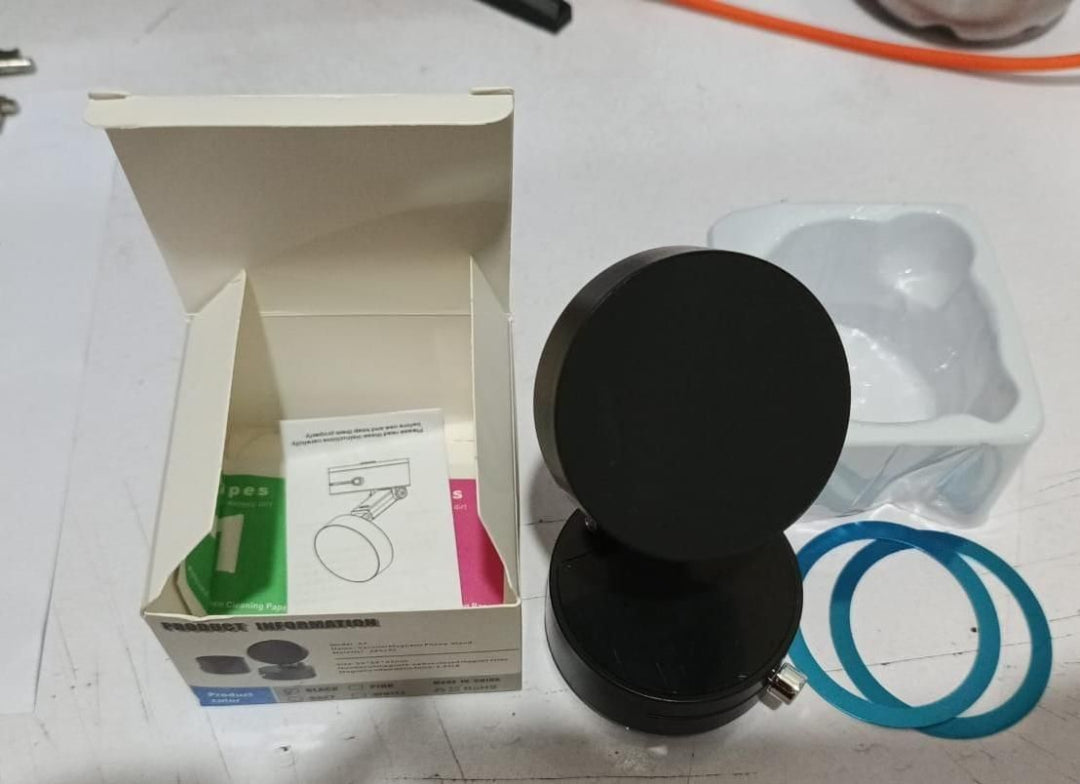 360° Magnetic Suction Phone Holder – All Smartphones